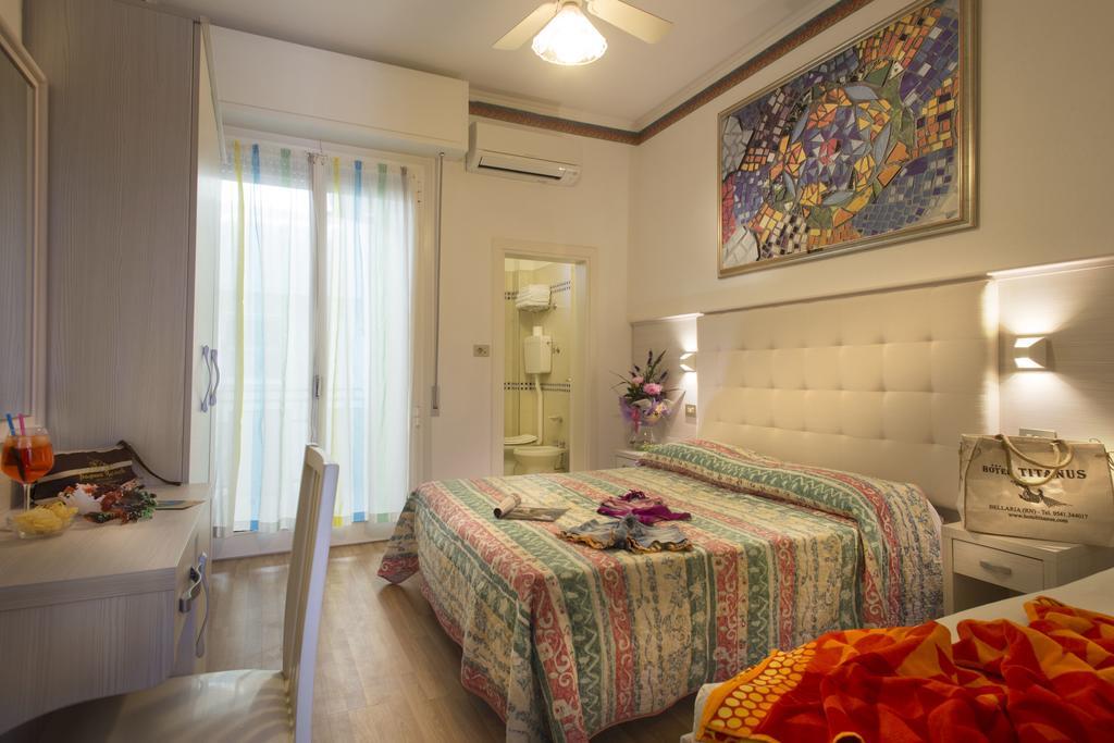 بيلاريا-إيجيا مارينا Hotel Titanus المظهر الخارجي الصورة
