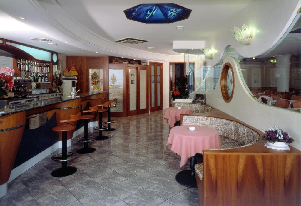 بيلاريا-إيجيا مارينا Hotel Titanus المظهر الخارجي الصورة