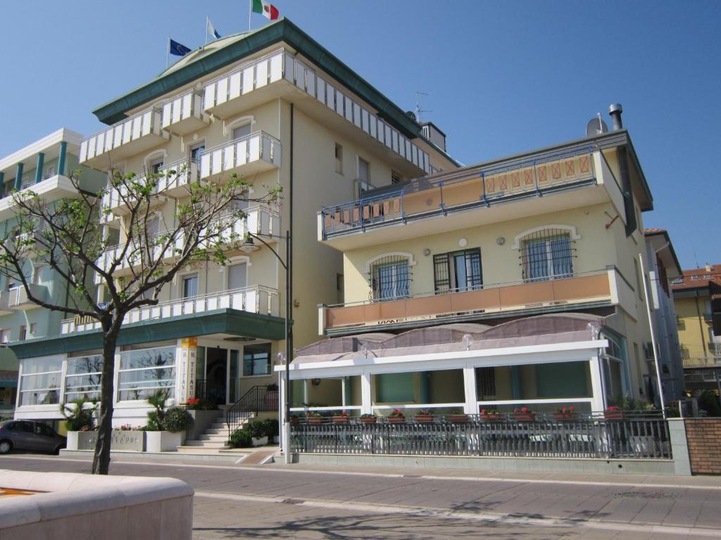 بيلاريا-إيجيا مارينا Hotel Titanus المظهر الخارجي الصورة