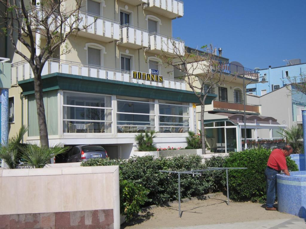 بيلاريا-إيجيا مارينا Hotel Titanus المظهر الخارجي الصورة